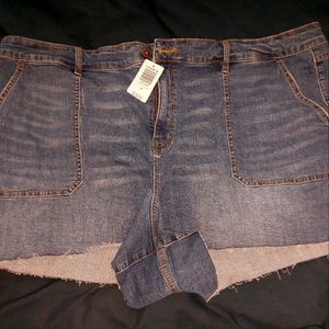 Hi rise Jean shorts 28